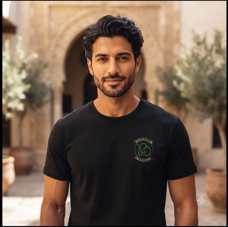  Unisex black logo t-shirt with minimalist chest design